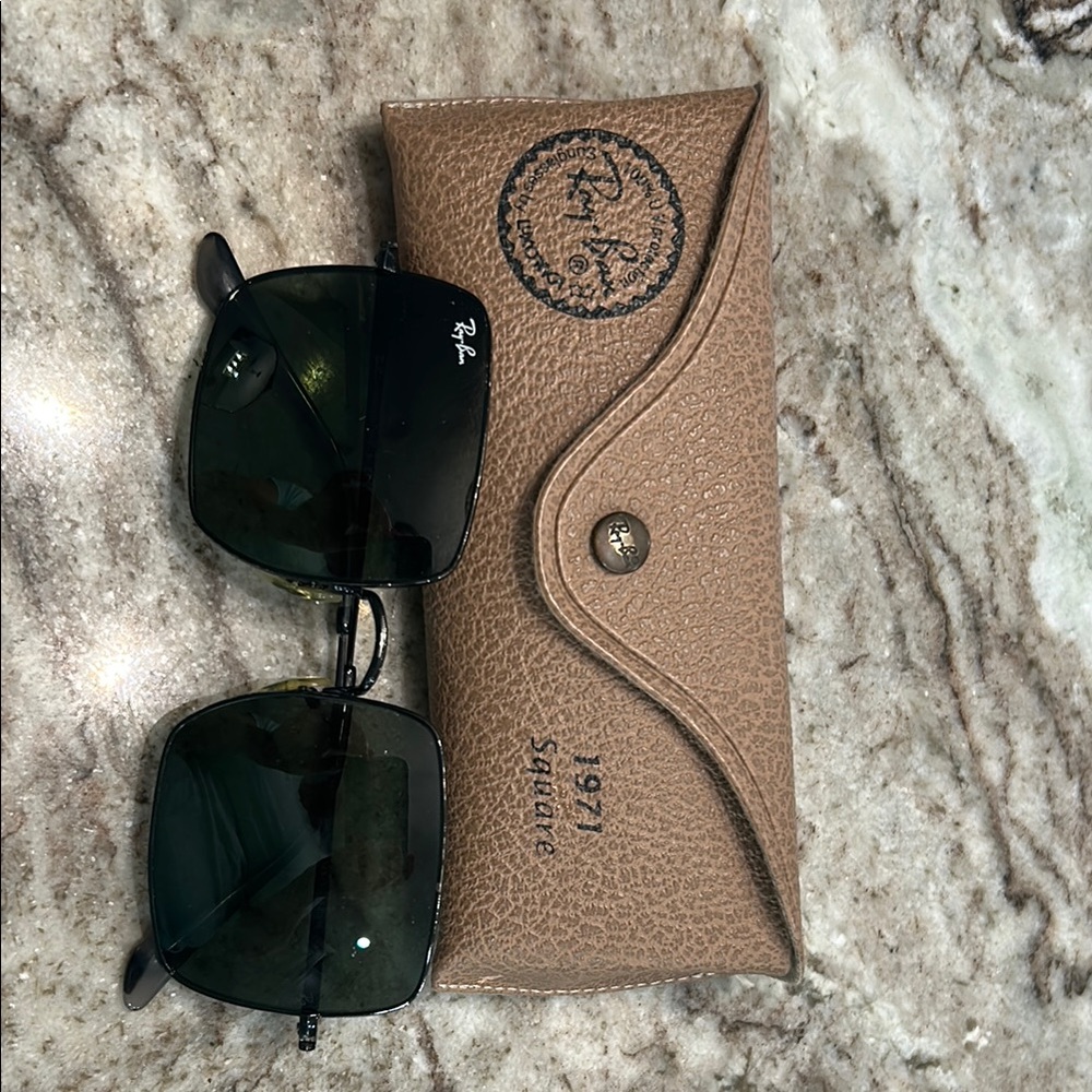 Ray-Ban Square Sunglasses with Case